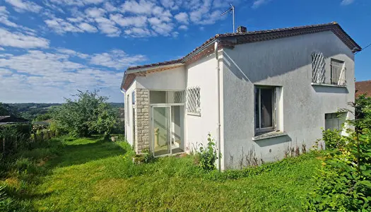 Maison centre ville de Nontron avec jardin et garage 