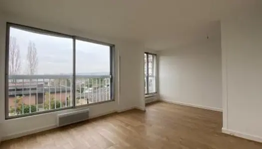 Studio 1 pièce 28 m² 