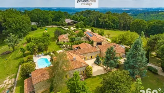 Luxueux Domaine Equestre 22 hectares 