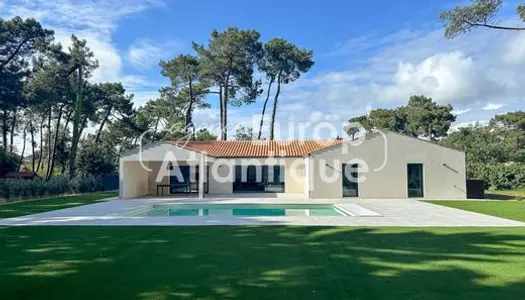 Villa 5 pièces 180 m² 