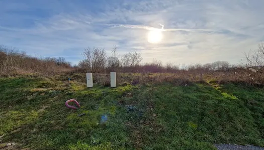 Terrain à bâtir viabilisé de 1 385 M2 avec vue dégagée 