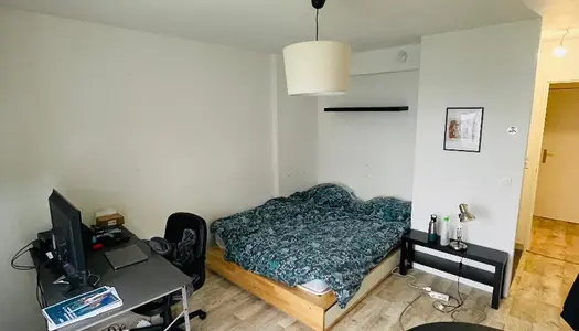 Studio 1 pièce 24 m²