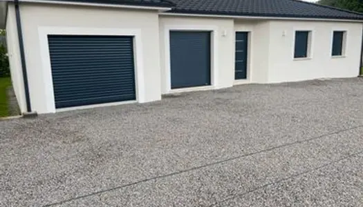 Maison avec garage 