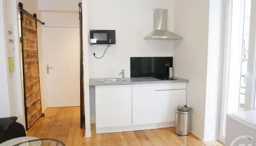 Studio 1 pièce 18 m² 