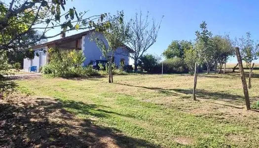 MAISON AVEC JARDIN ET 2,6 h PRAIRIE