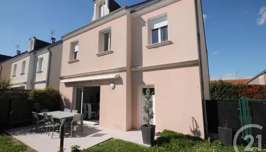 Maison 6 pièces 162 m²