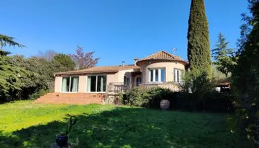 Villa 7 pièces 180 m²