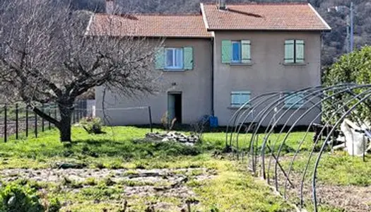 Maison a vendre a Peyraud