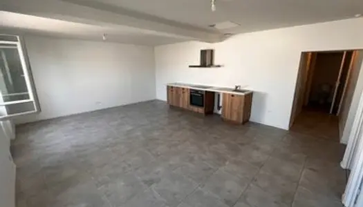 Appartement T3 entièrement rénové 70m² 