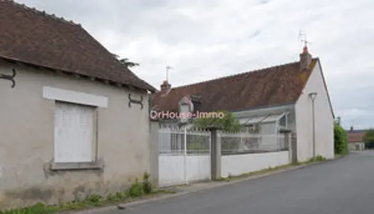 Charmante Maison mitoyenne avec terrasse à Bridoré 