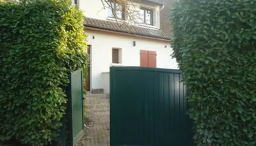 Maison à LOEUILLY - Ô DE SELLE (bourg dans la Vallée de la Selle à 10 mn en voiture d'Amiens 