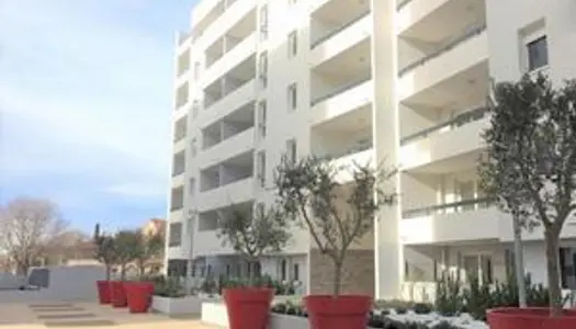 Appartement 2 pièces avec balcon dans le village du canet à Marseille 