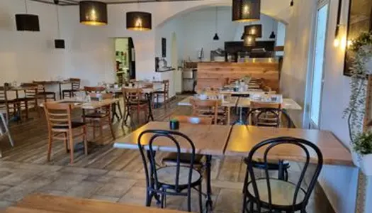 Bar, pizzeria, restaurant 157 m² Sisteron
