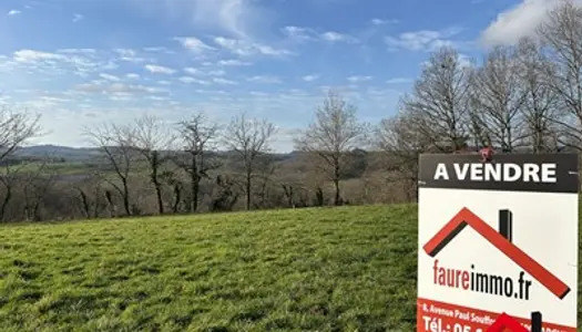 TERRAIN À MANSAC EN CORRÈZE