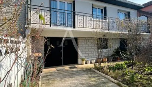 Maison 6 pièces 197 m²