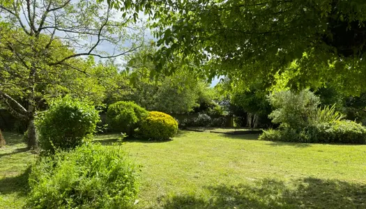 Dpt Gironde (33), à vendre proche de BLASIMON maison de 250 m² avec jardin de 2 700,00 m² 