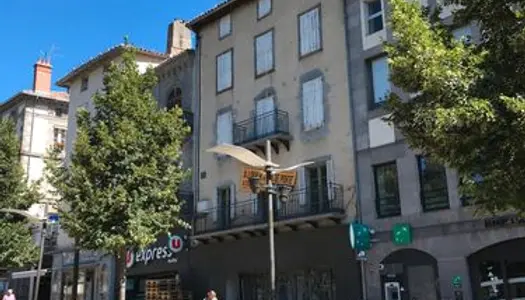 Local commercial 420m2, aurillac, square 