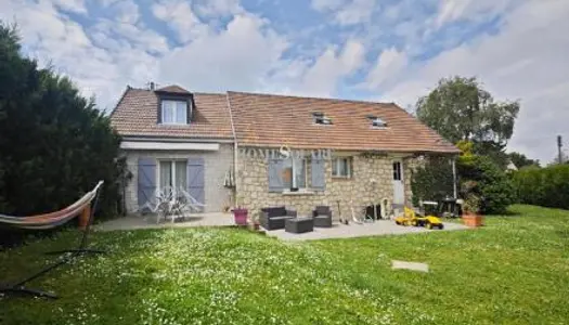 Maison 6 pièces 144 m² 