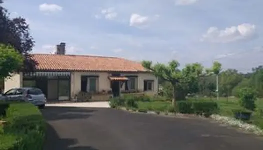 MAISON DE CAMPAGNE