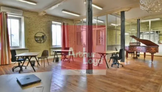 Bureaux 1624 m²