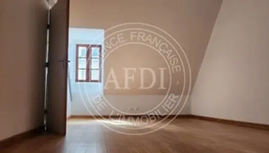 Immobilier professionnel Location Fort-de-France  50m² 12000€