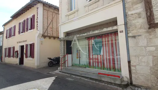 Vente Local commercial 39 m² à Montpezat de Quercy 45 000 €