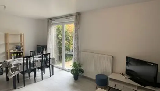 Studio 1 pièce 30 m²