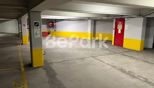 Parking - Garage Location Marseille 2e Arrondissement  12m² 110€