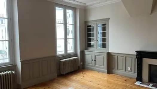 Rue St laud, T5 meublé de 92,81 m2. Colocation possible