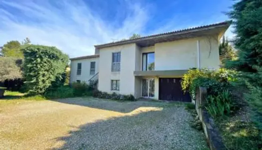 Maison 8 pièces 294 m² 