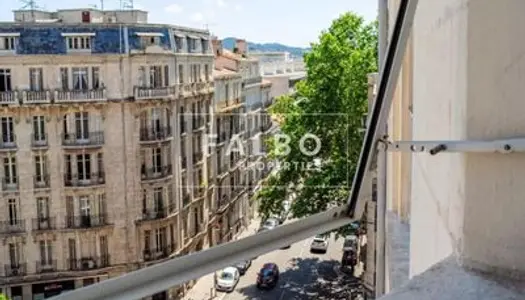 Vends appartement bourgeois - 174.69m² - 5 pièces, 3 chambres - Marseille 8Ème 13008 