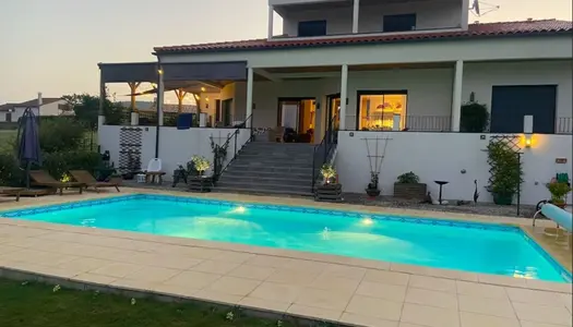 Grande villa moderne avec piscine privée chauffée proche de Mirepoix, Occitanie