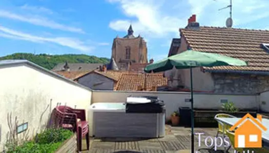 Appartement en duplux meublé avec vue sur la Collégiale 