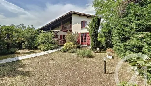 Maison 5 pièces 139 m² 