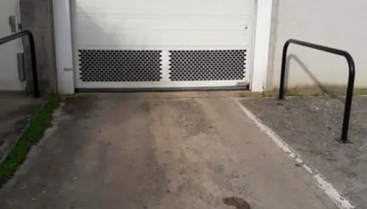 Location garage box parking sécurisé Chenove
