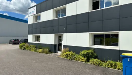 Bureaux 600 m² 