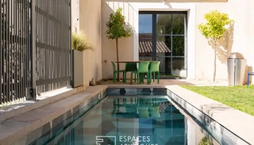 Appartement contemporain avec jardin et piscine 