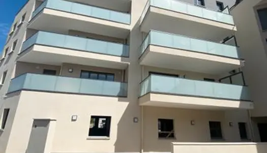 Charmant appartement T2 avec terrasse et parking sécurisé