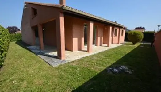 Location villa de plain pied calme 