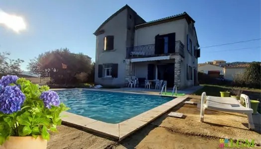 Maison 123m² sur 1015m² de terrain avec piscine