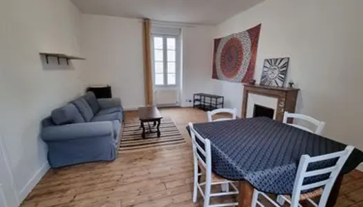 Bel appartement T3 meublé