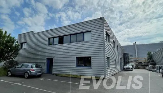Local commercial 670 m² 