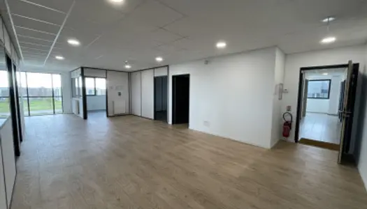Bureaux 225 m²