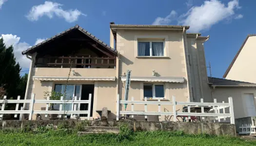 Maison 7 pièces 230 m²