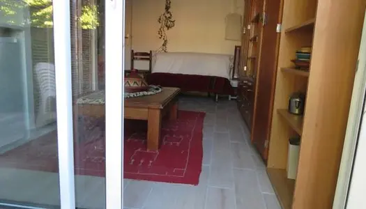 Chambre à louer dans une maison 