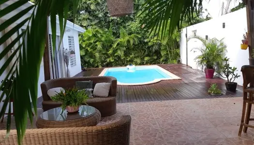 LE GOSIER maison P4 de 96 m² piscine sur terrain de 822 m² 