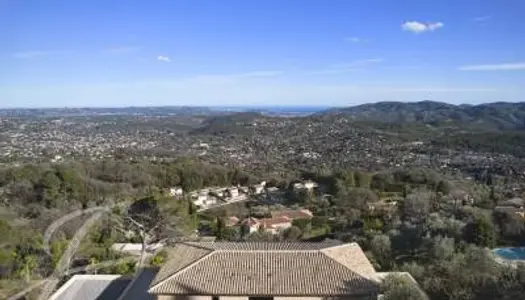 Spéracèdes - Villa contemporaine neuve avec vue panoramique collines et mer