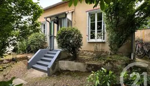 Maison 5 pièces 74 m² 