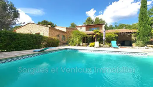 Maison - Villa Vente L'Isle-sur-la-Sorgue  260m² 945000€