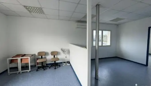 Bureaux 80 m² 